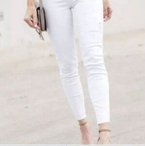 Spanx Distressed Skinny Jean White size Medium NEW